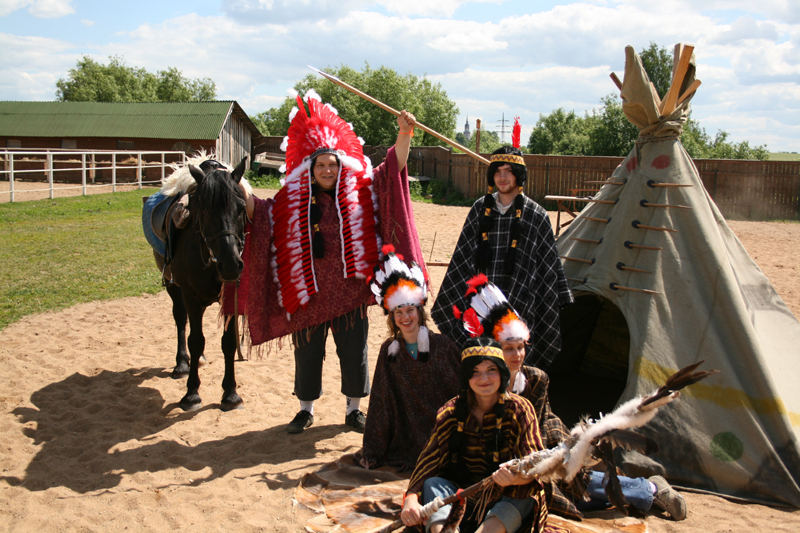 Летний корпоративный праздник - 2008 на конной базе "Аванпост"