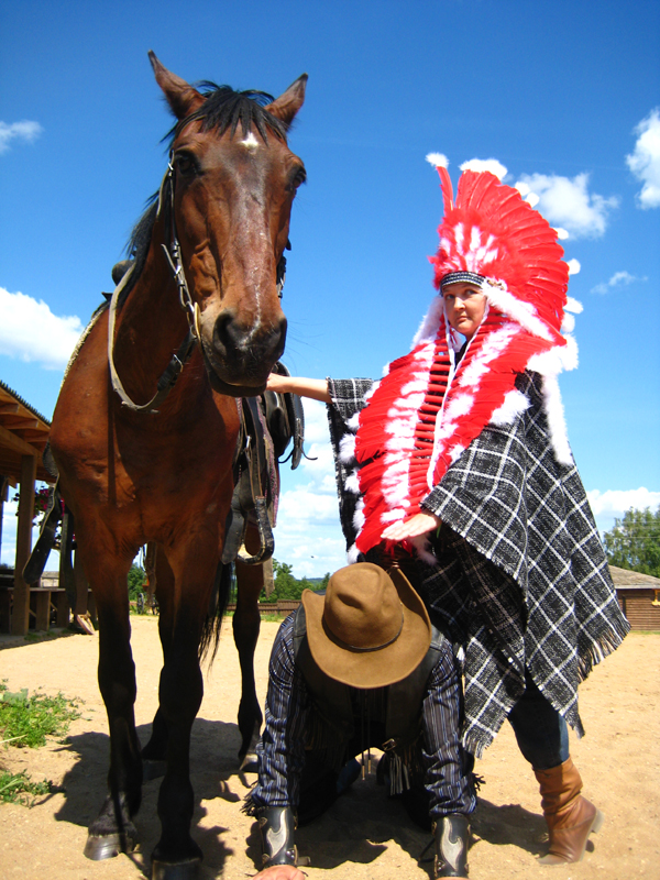 Летний корпоративный праздник - 2008 на конной базе "Аванпост"