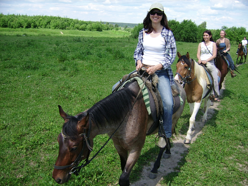 Летний корпоративный праздник - 2008 на конной базе "Аванпост"