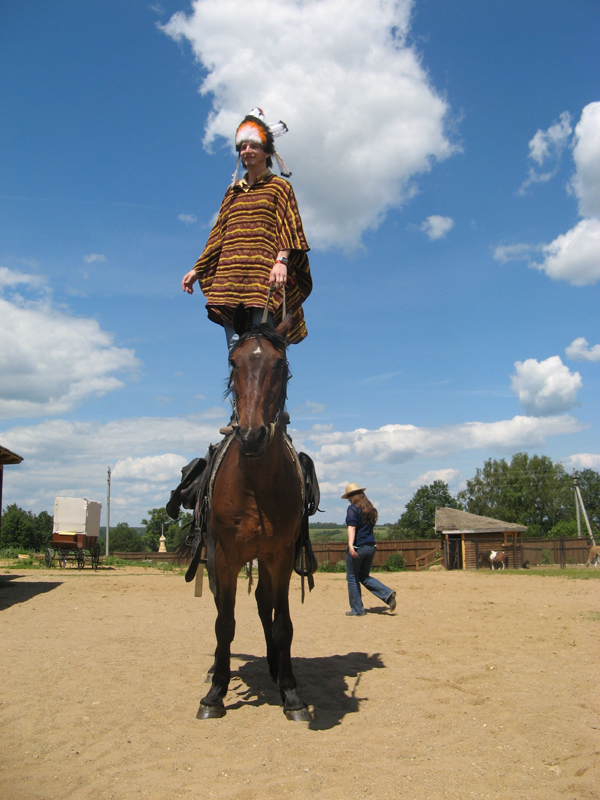 Летний корпоративный праздник - 2008 на конной базе "Аванпост"