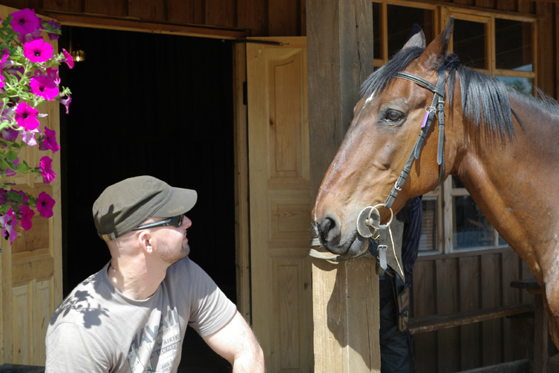 Летний корпоративный праздник - 2008 на конной базе "Аванпост"