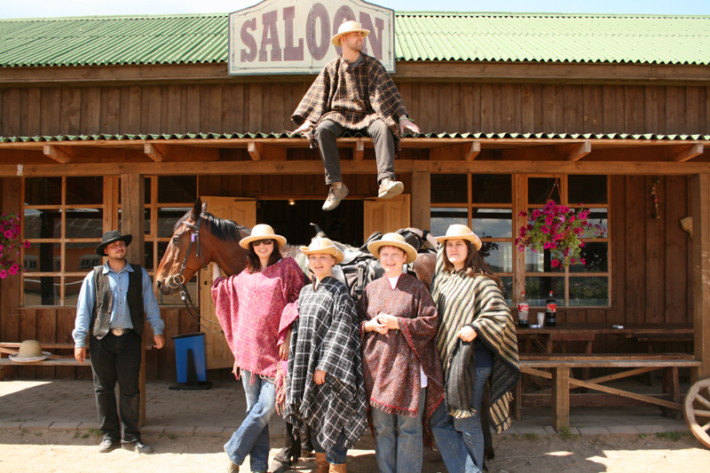 Летний корпоративный праздник - 2008 на конной базе "Аванпост"