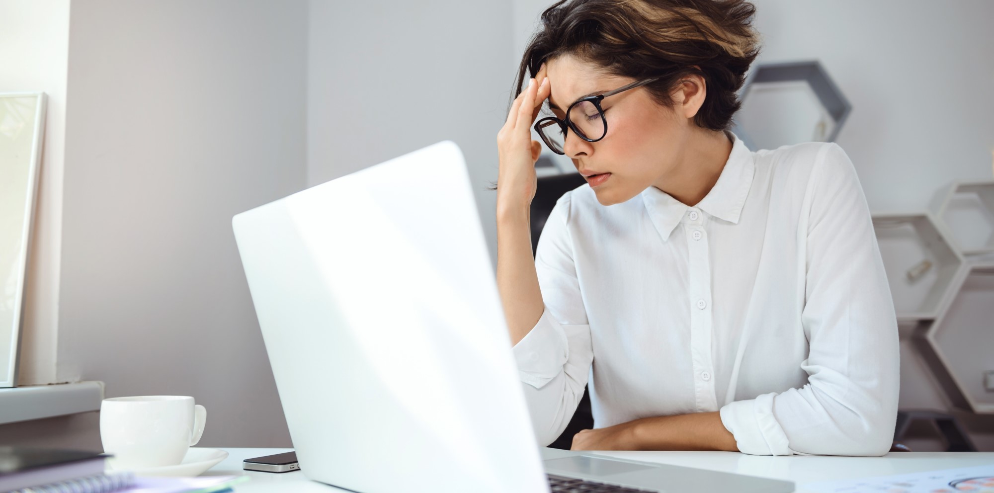 Трудоголизм: вовлечённость или зависимость. Как отличить и почему для бизнеса это вопрос прибыли